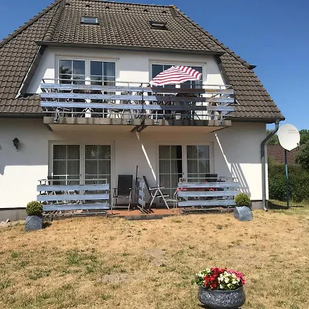 Martens - Lotte Wieck